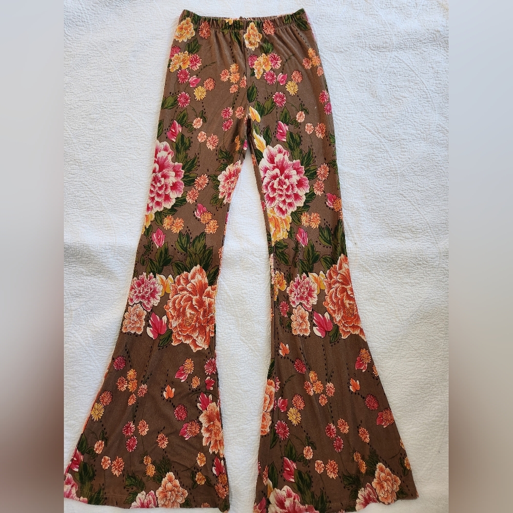 NOVELLA Royale Janis Bells S